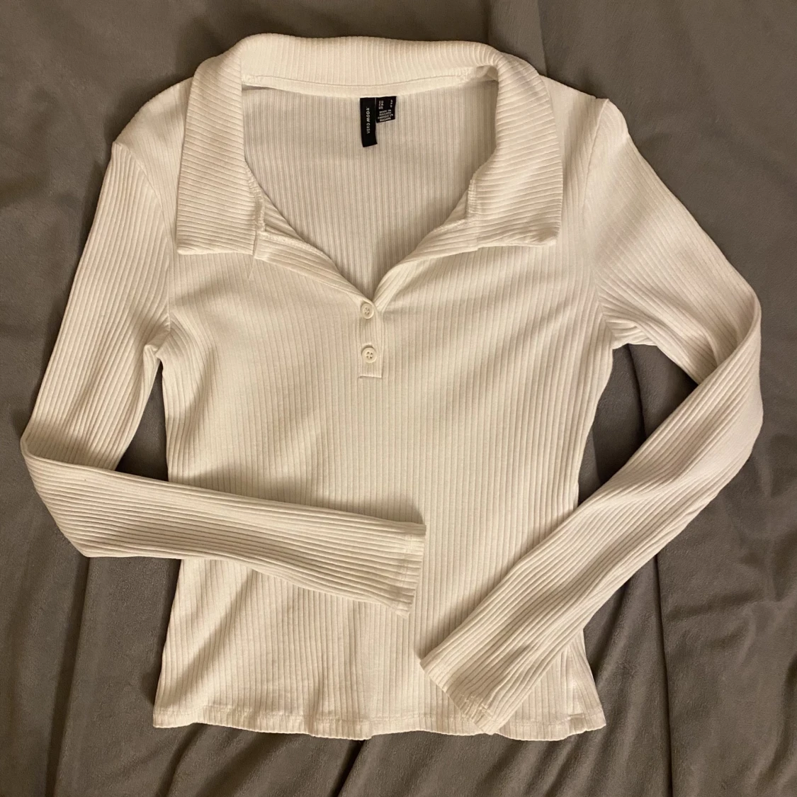 Ribbad tröja från VeroModa