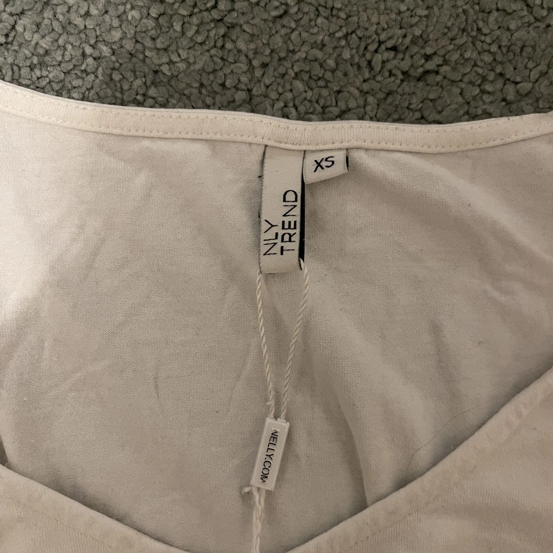 vit långärmad tröja  - 90