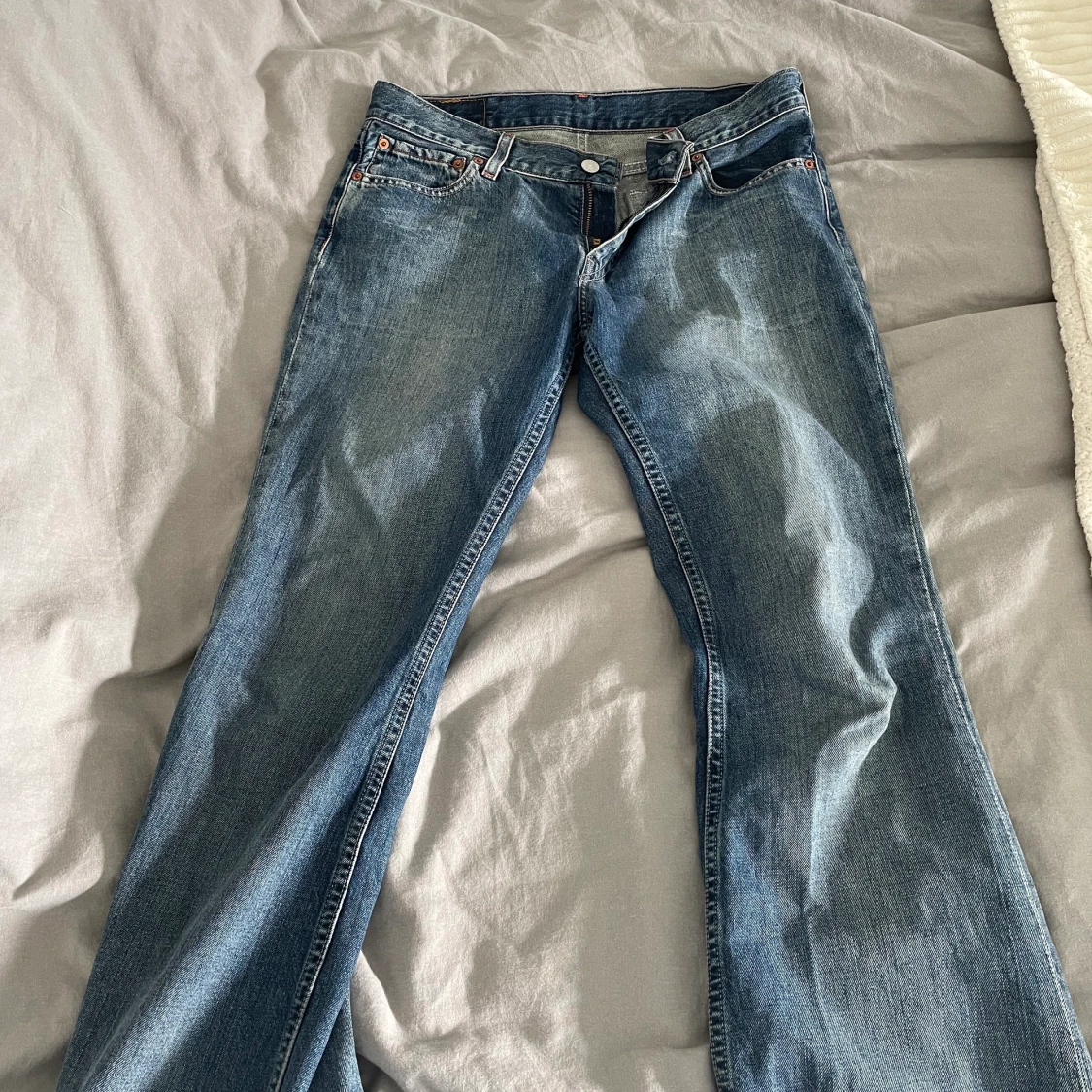 Low-waisted vintage Levis Jeans  - 91