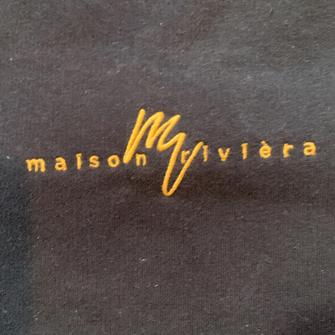 Svart maison riviéra tröja, storlek: M  - 90