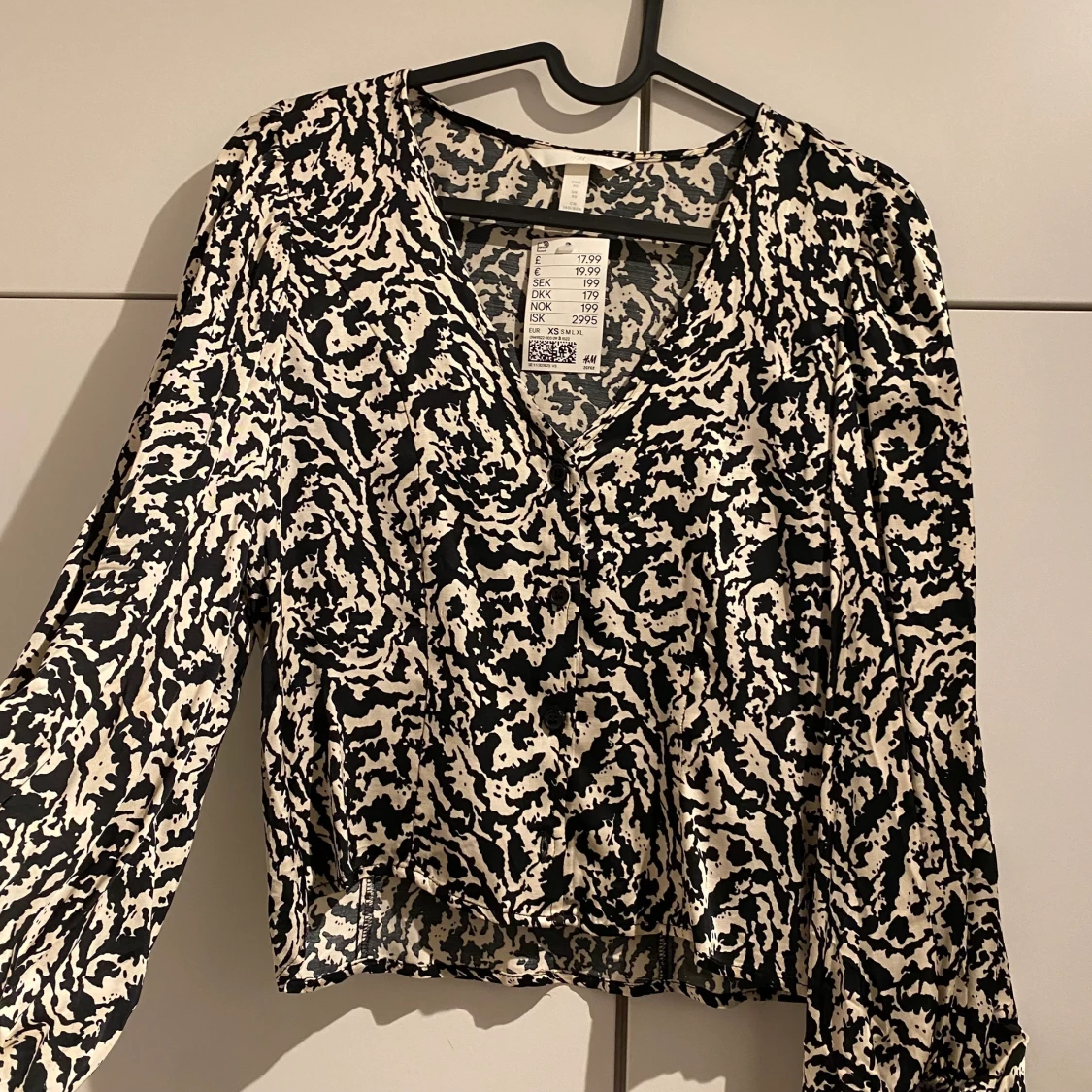 Mönstrad blus  - 91