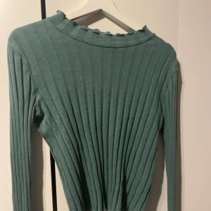 Zara tröja - Fin grön tröja från zara! 