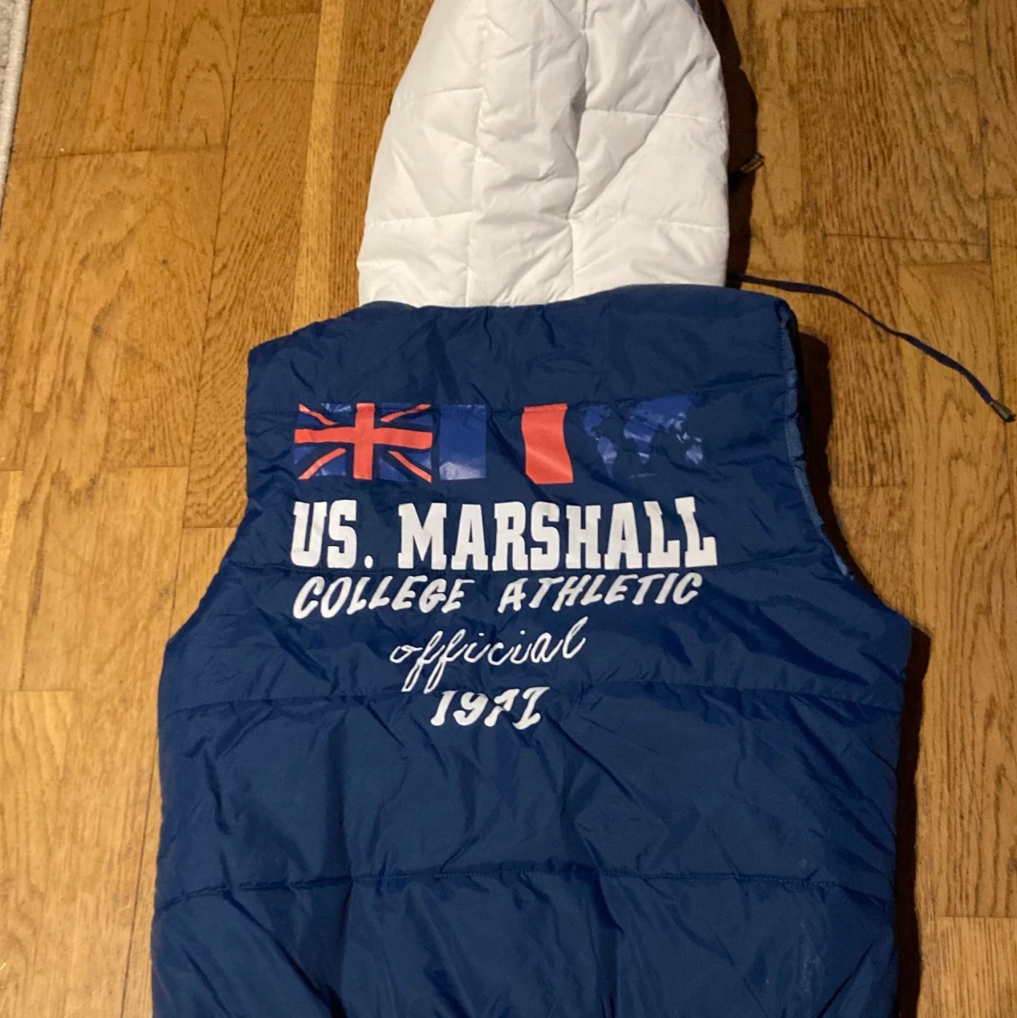 Marshall Väst  - 90