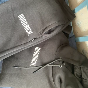 Hoodrich dress från JD sports  - Säljer denna då den är för stor 