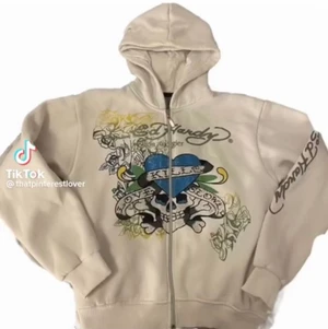 SÖKER - söker ifall ni har nån liknande!!💓skriv t mig