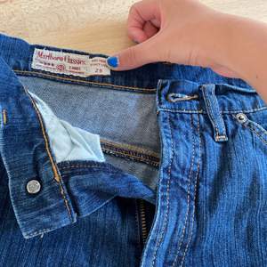 Balla vintage jeans från märket ”Marlboro Classies”. Stl 28, lågmidjade😻