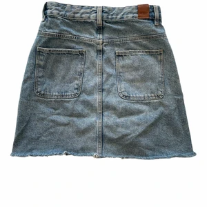 Denim kjol  - Snygg Denim kjol  som ej kommer till användning! 🧡