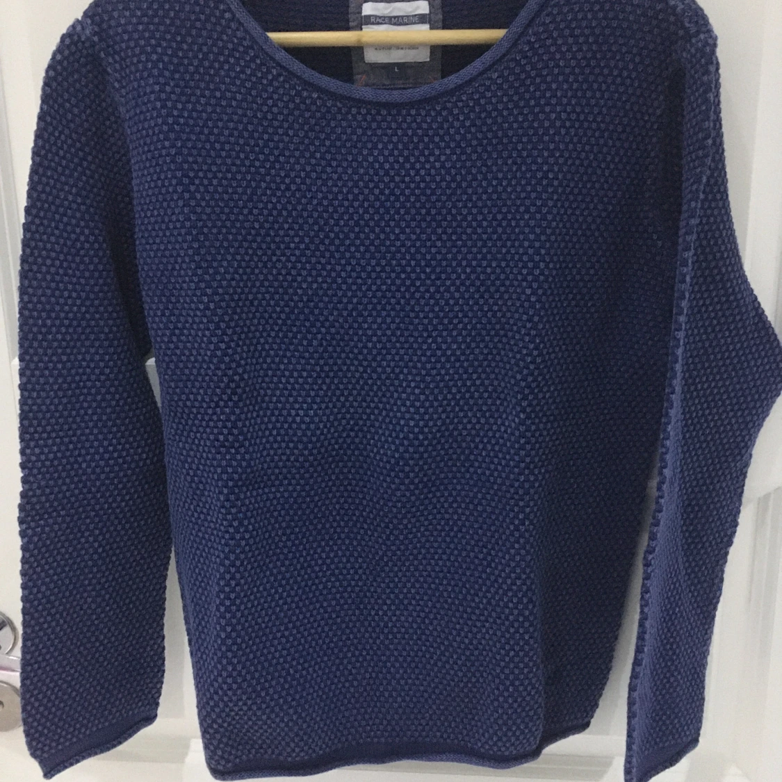 Blå stickad tröja 