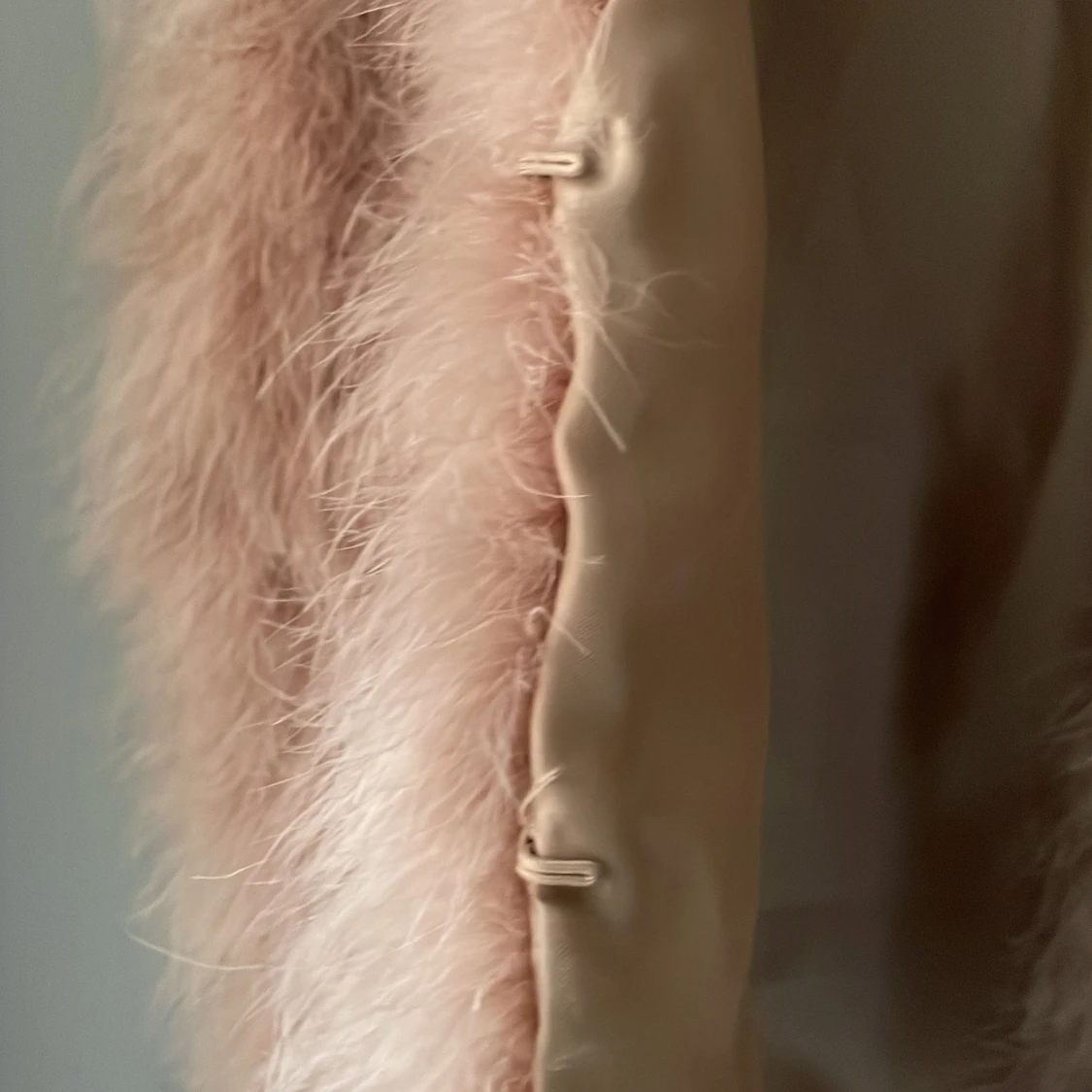 Glammig fjäderväst i rosa, Zara Woman Studio - 91