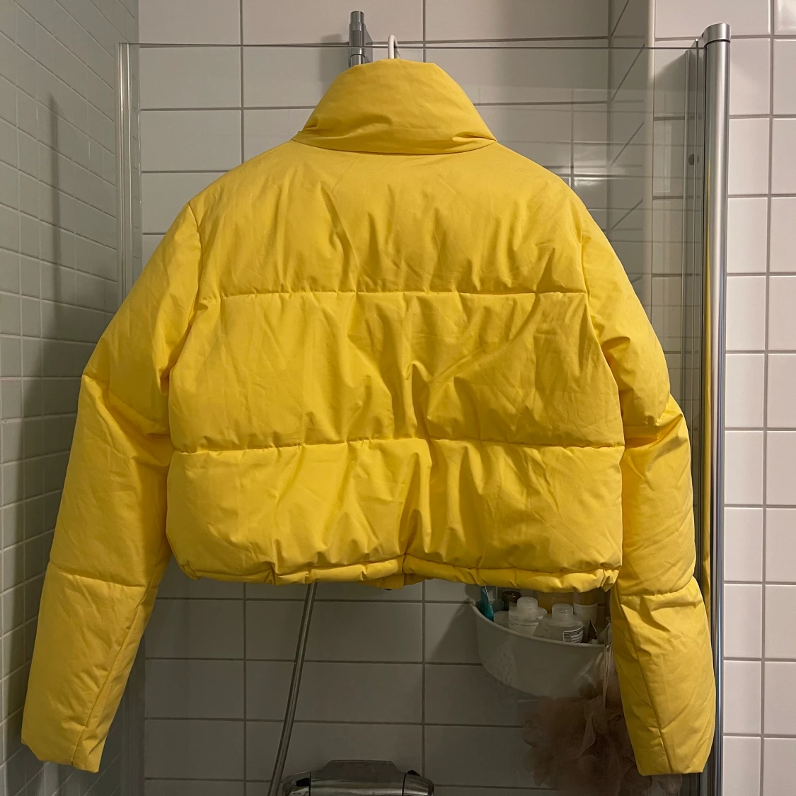 Gul pufferjacket - Hannalicious x NA-KD - 90