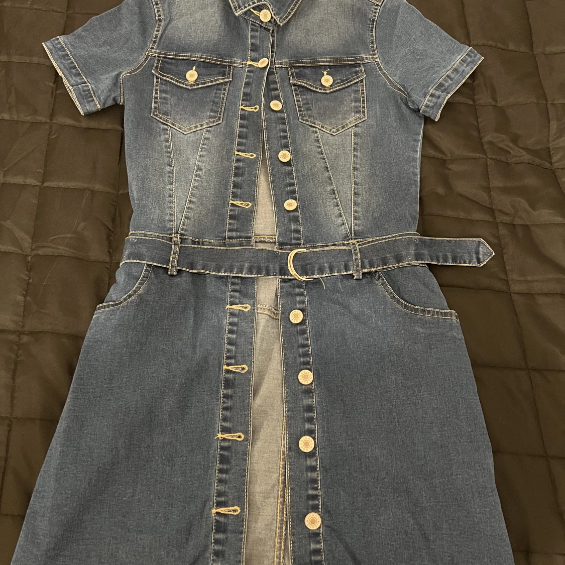 Jeansklänning i denim i storlek S/M - 90