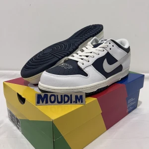 Nike Sb Dunk Low x Huf ”New York” - Nike Sb Dunk Low x Huf ”New York”  Storlek: (US 9,5/ EUR 43) DS (Brand New) Kvittot finns Bid: 2999kr Bin: 3299kr