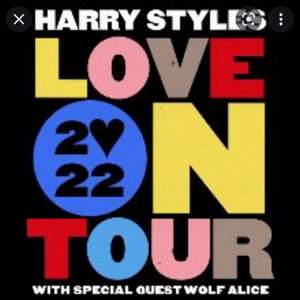 Säljer två styckna sittplatser till Harry Styles konserten i Stockholm den 29 juni för 1000kr/st! Kontakta mig för mer info🥰