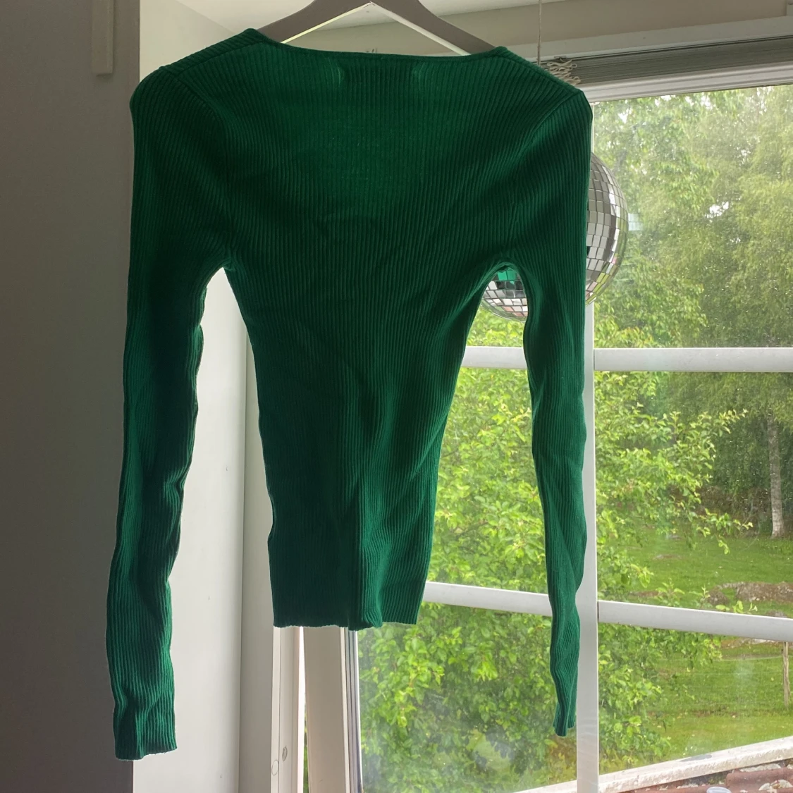 Grön långamad tröja  - 90