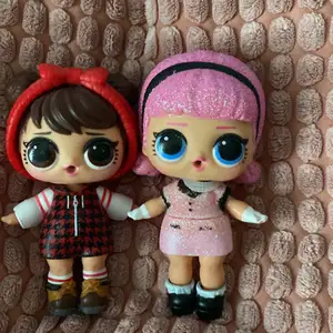 Två stycken Lol dockor nästan aldrig använda, tillsammans köpte jag dem för ca 400kr💕💫 frakt 20kr
