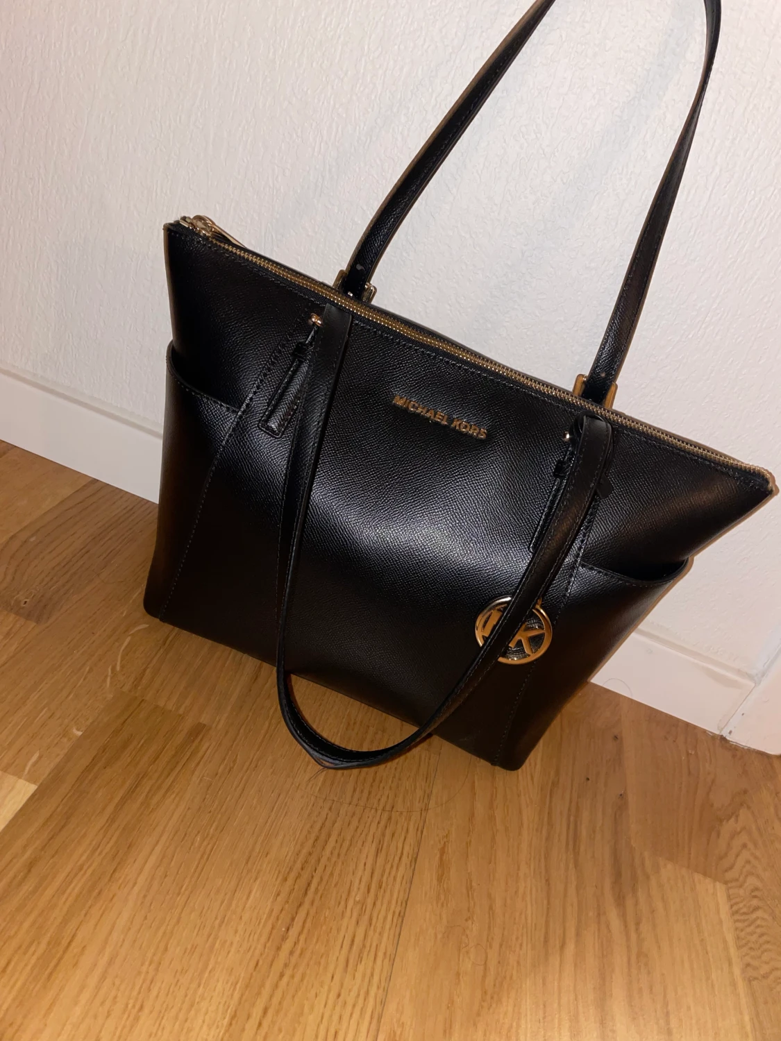 Michael kors väska äkta