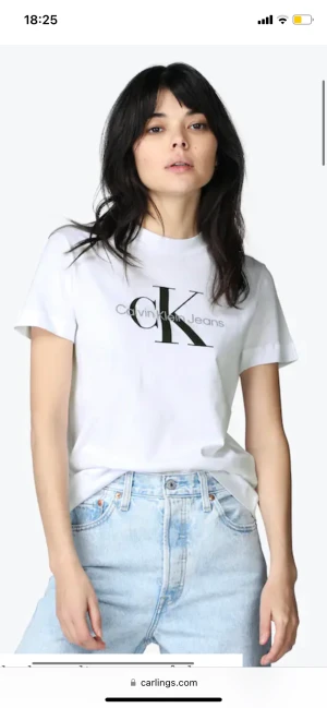 Calvin Klein - Fin och använd få gånger. I det populära märket Calvin Klein☺️