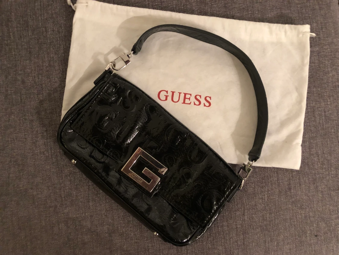 Guess bag