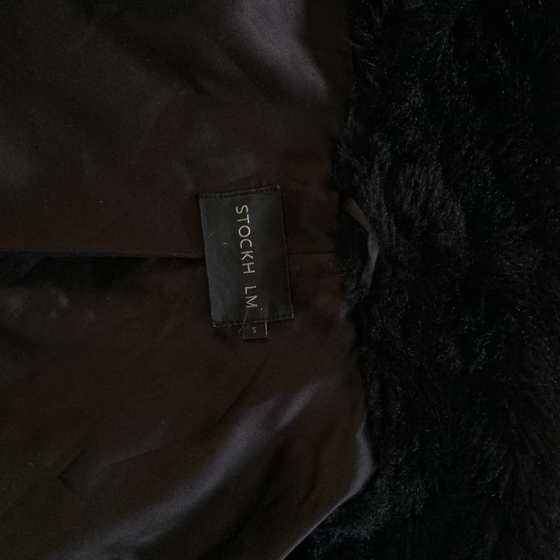 Svart pälsjacka - 91