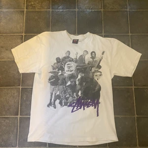 Vintage Stussy Graphic tee - Inga flaws, passar S/M