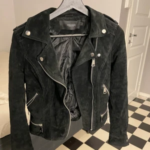 Mockajacka stl s - Mockajacka från vero moda i stl s, säljer på grund av att den är för liten. 