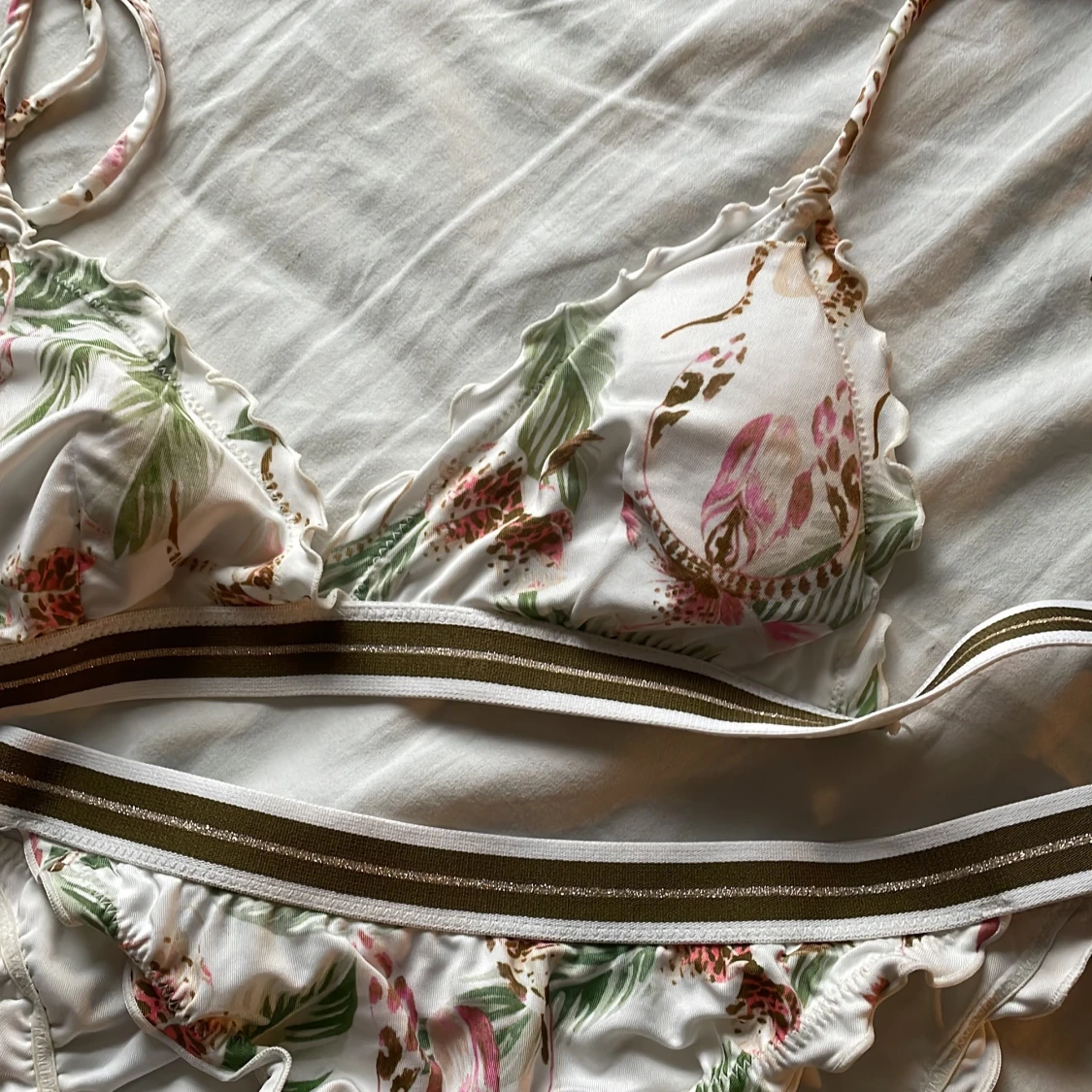 Mönstrad bikini - 90