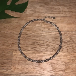 Edblad kedja! - Säljer kedjehalsband från Edblad! Aldrig använt. nypris: 499kr. priset är inklusive frakt. Nickelfritt och allergivänligt