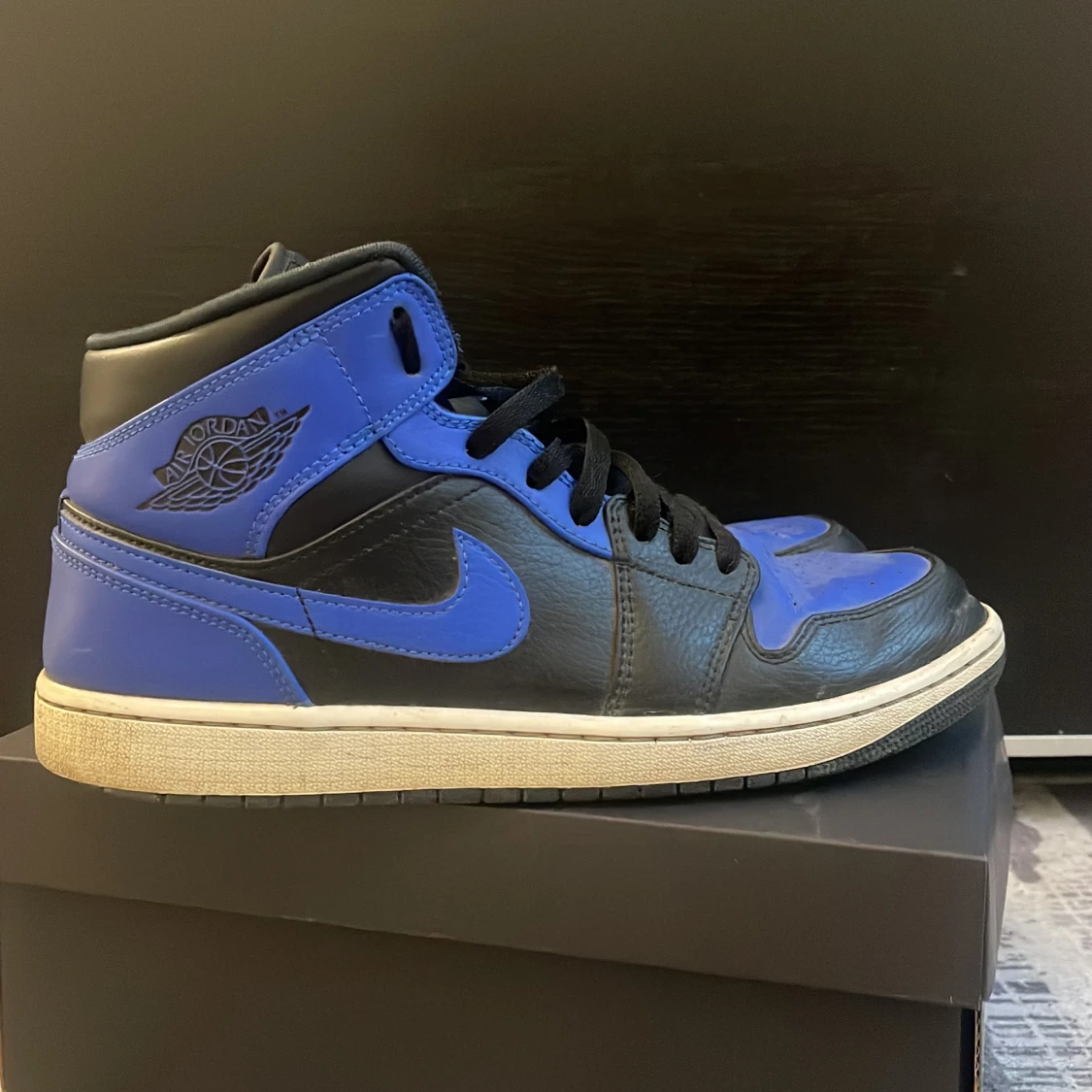JORDAN 1 "HYPER ROYAL" MID - 90