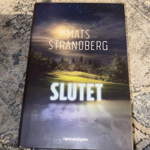 Boken Slutet - Slutet skriven av Mats Strandberg, samma författare till boken Cirkeln.