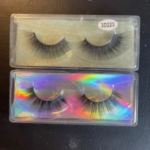 Ögonfransar - Säljer dessa fina fransarna då de tyvärr inte kommer till användning🖤Båda för 10kr + frakt🖤