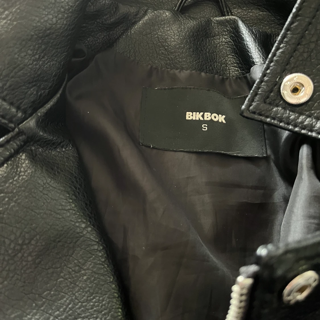 Svart Skinnjacka - 91