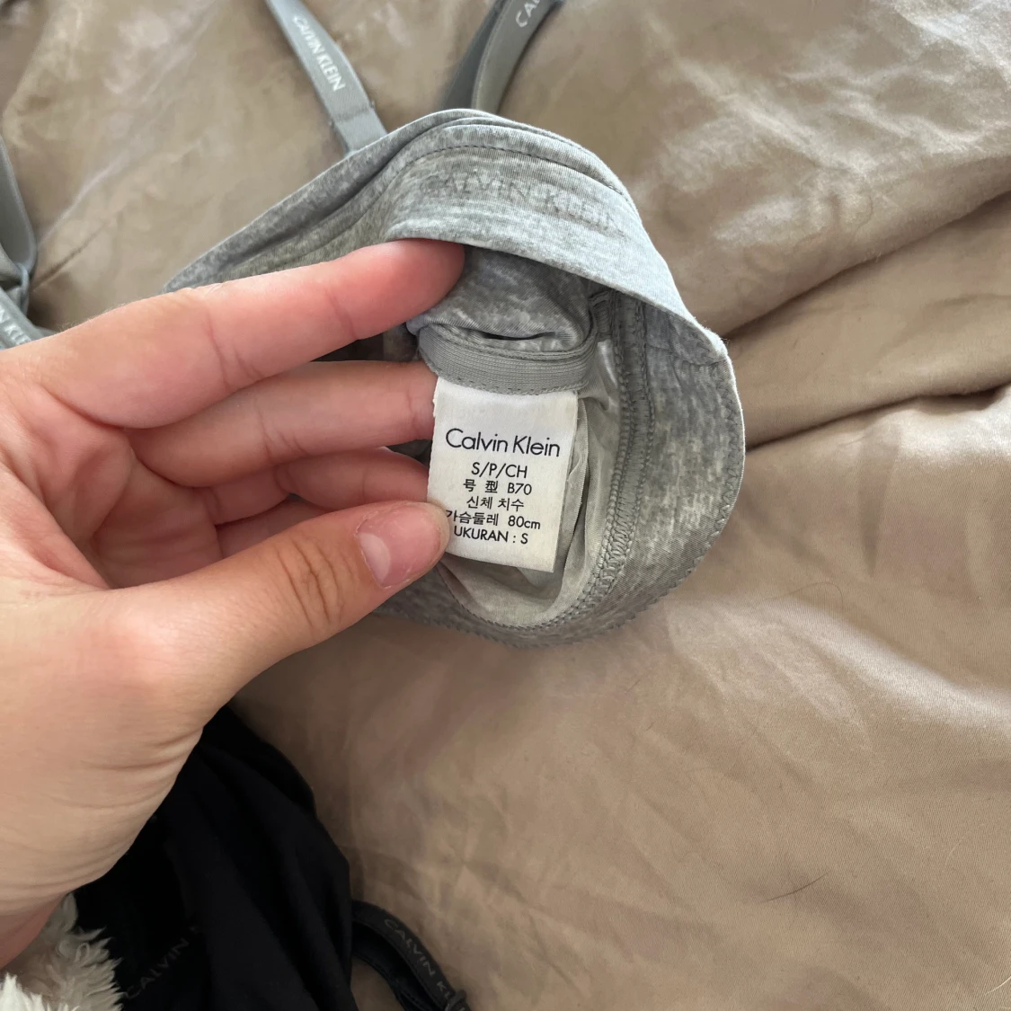 Calvin Klein toppar - 90