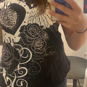 t-shirt  - t-shirt med tryck 