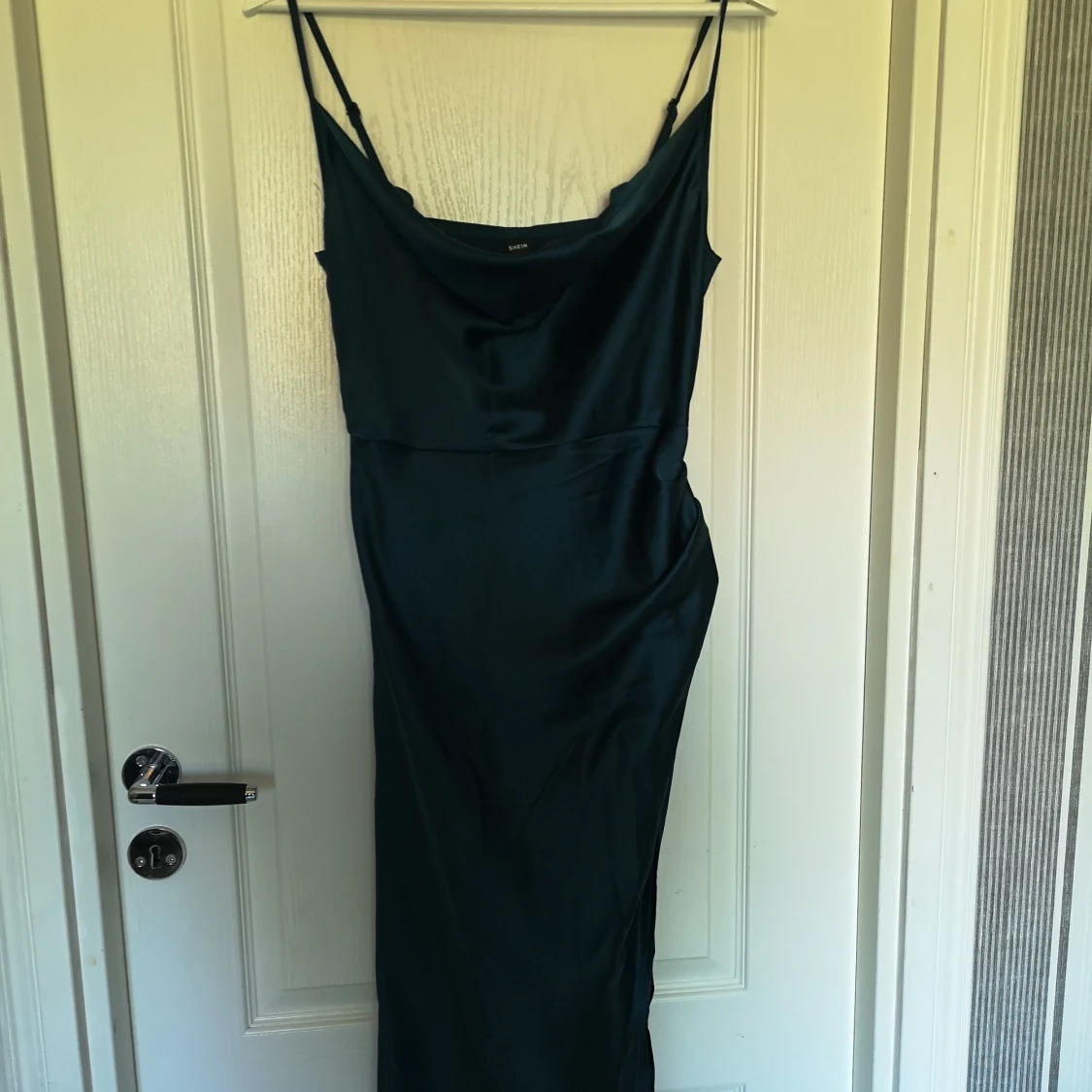 Klänning i superfin grön färg.  - 90