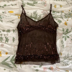 Festtopp  - Super snygg festtopp! För stor för mig som är xs/s<3