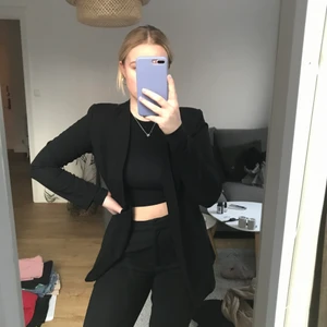 Blazer  - Snygg svart blazer