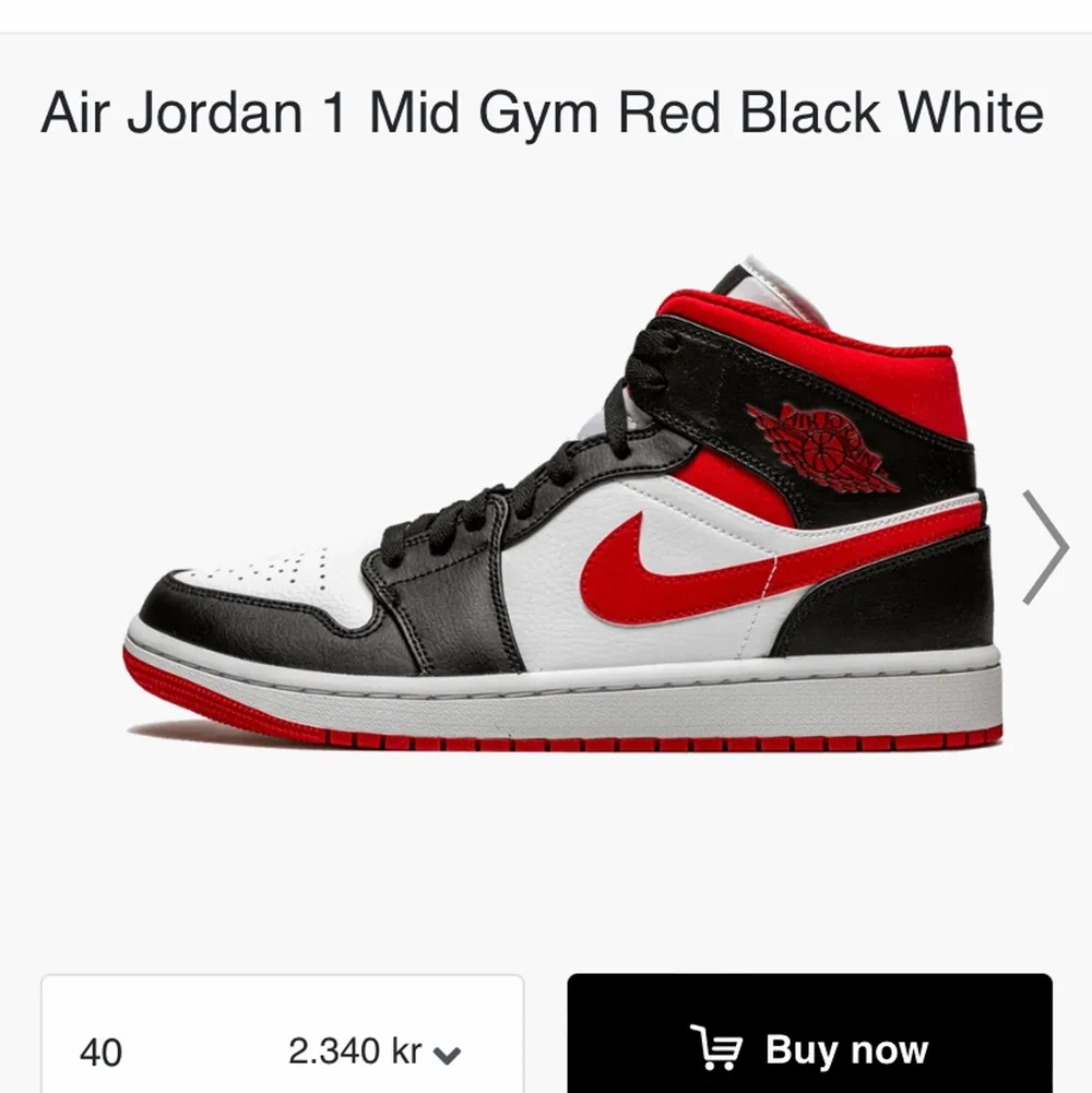 Säljer mina Jordan 1 mid gym red black white som är köpta från Restocks då jag tröttnat (hör av er om ni vill ha fler bilder). Skor.