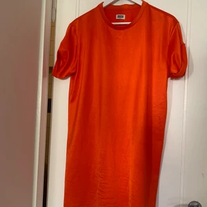 Klänning  - Ball klänning!! 