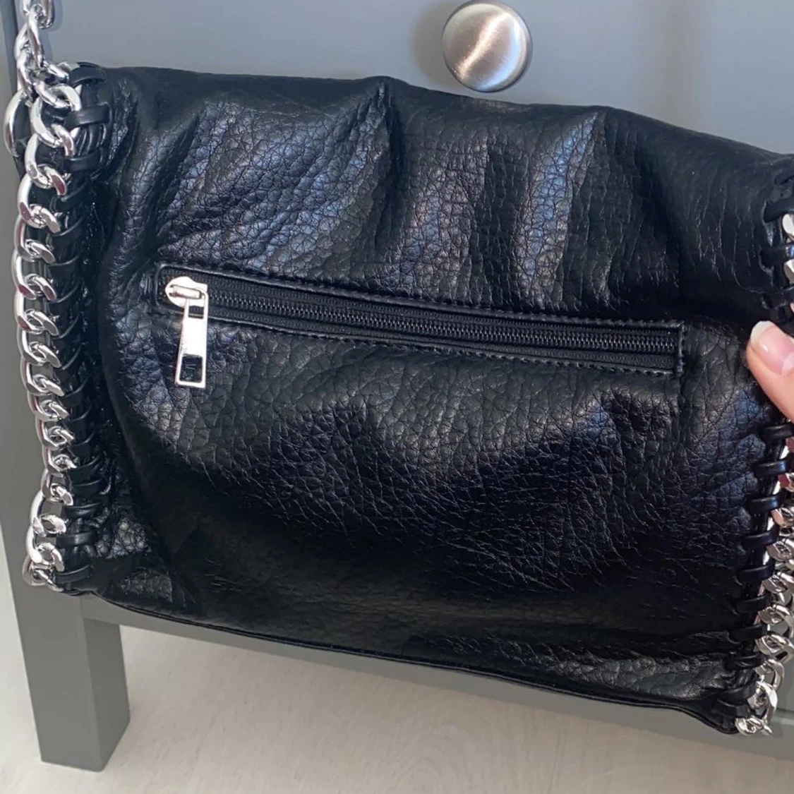 Svart väska - 91