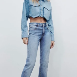 Straight zara jeans  - Storlek 36, säljer pga har två 