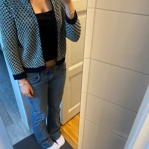 Kofta - Jättesnygg och unik kofta från Cos. 