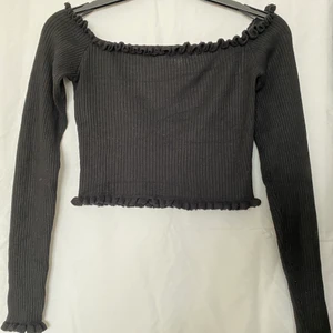 Off-shoulder tröja (M) - Bra skick