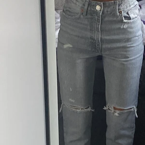 Zara jeans  - Gråa zara jeans💞