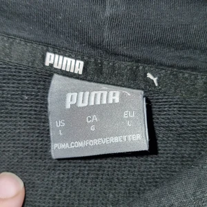 Puma hoodie  - En puma hoodie som är i Stl L, tvättas innan man köper den. Såklart. 