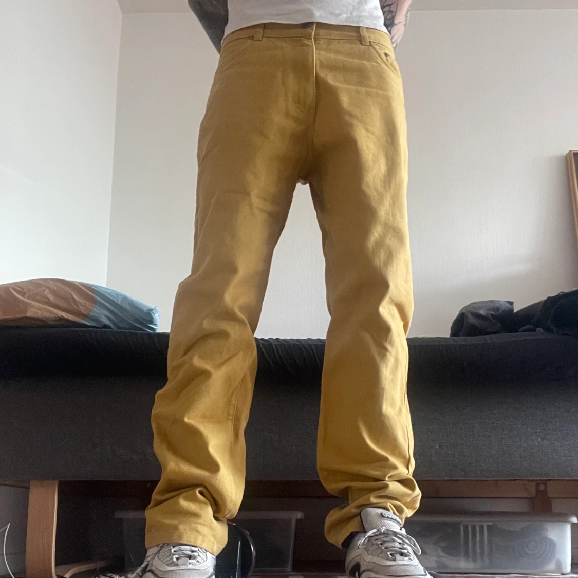 Skeleton yellow denim