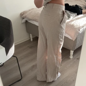 Linnebyxor  - Säljer mina fina linnebyxor, storlek 34. 