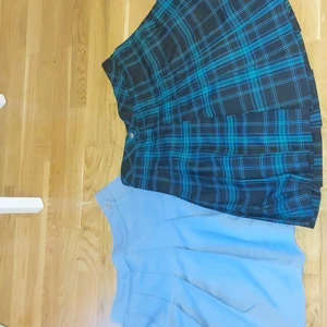 H&M kjol - 2 kjolar:)) du kan köpa 1 eller både och! Båda stycken kostar 80kr! Och 1 st kostar 40 kr!💕 fina till sommaren!