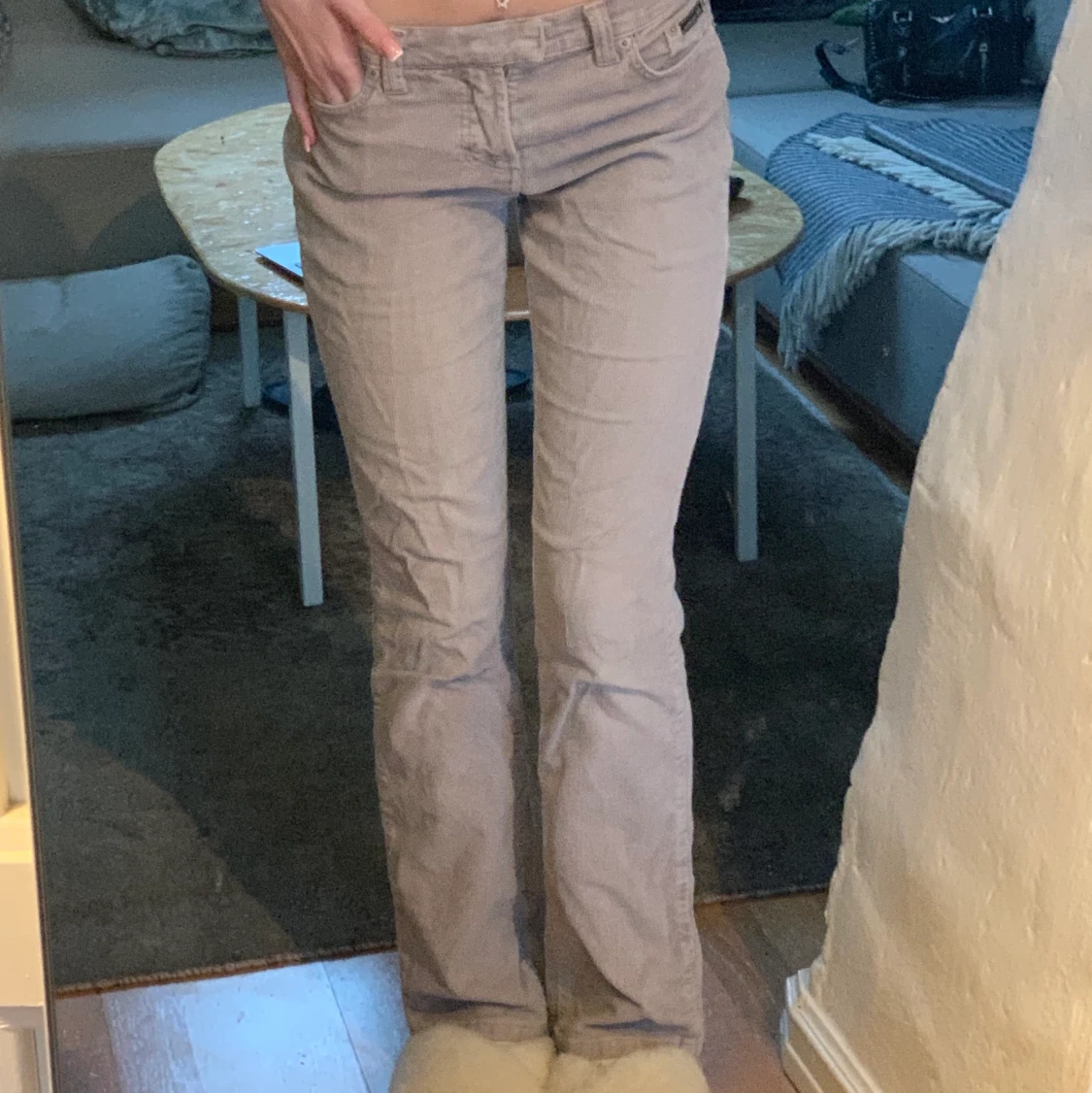 Lågmidjade Dolce Gabbana byxor, strl S