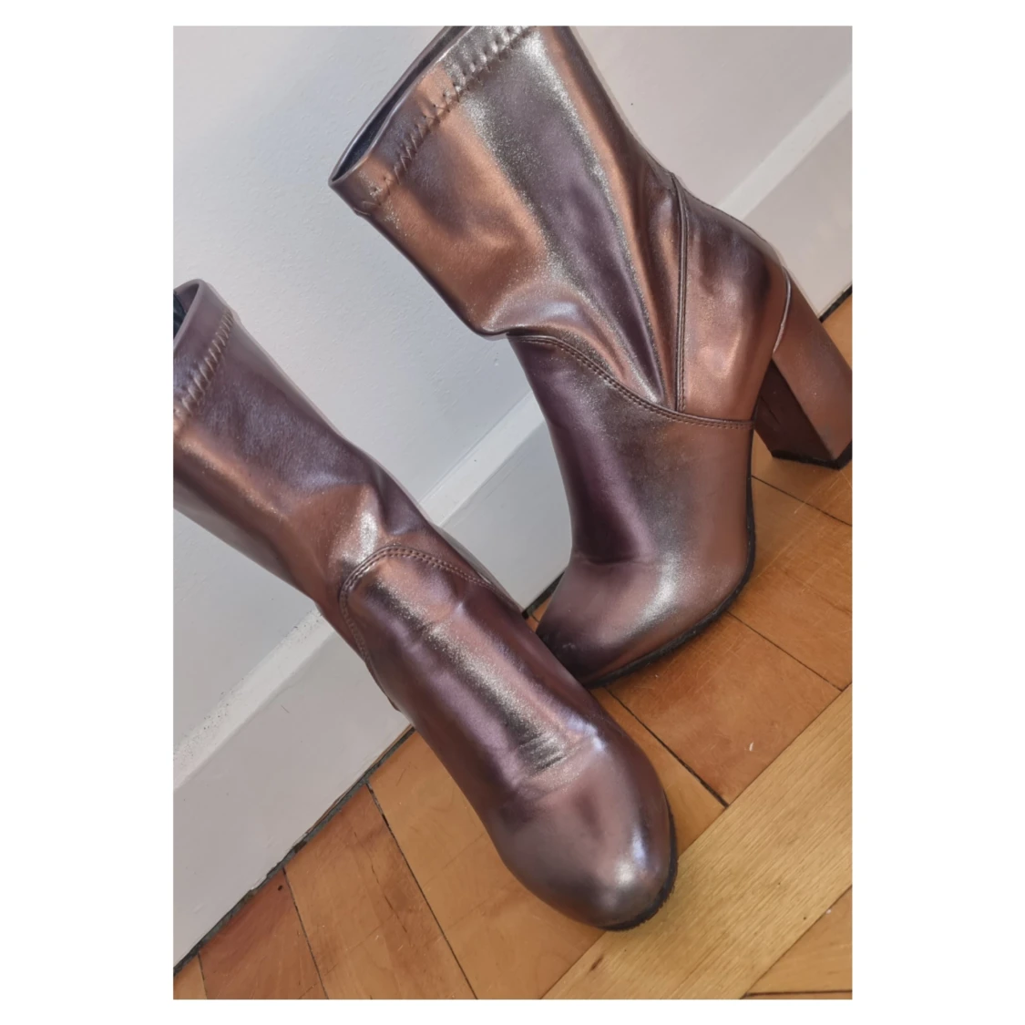 Mettalic klackskor/boots  - 91