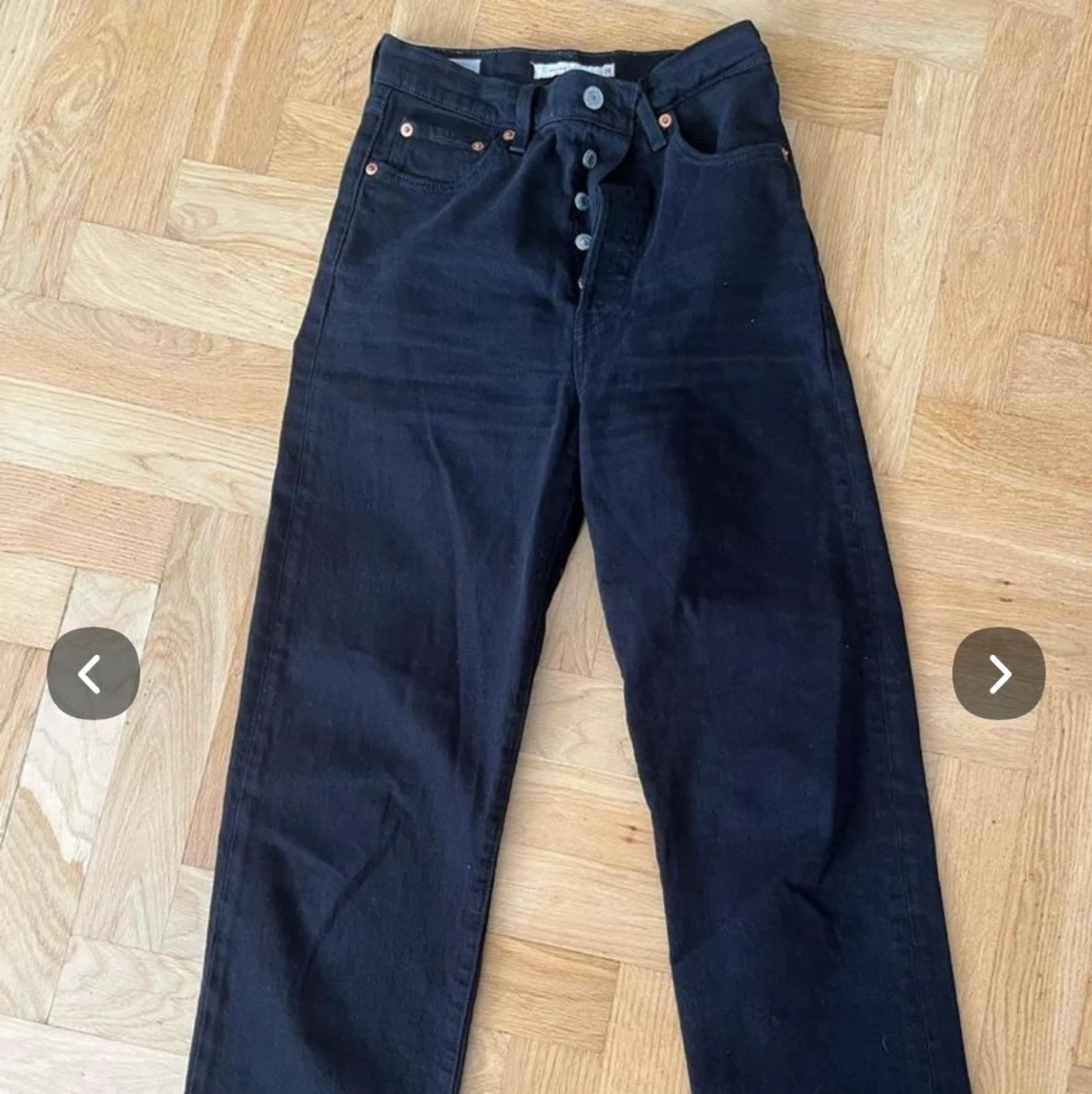 Levis ribcage straight jeans